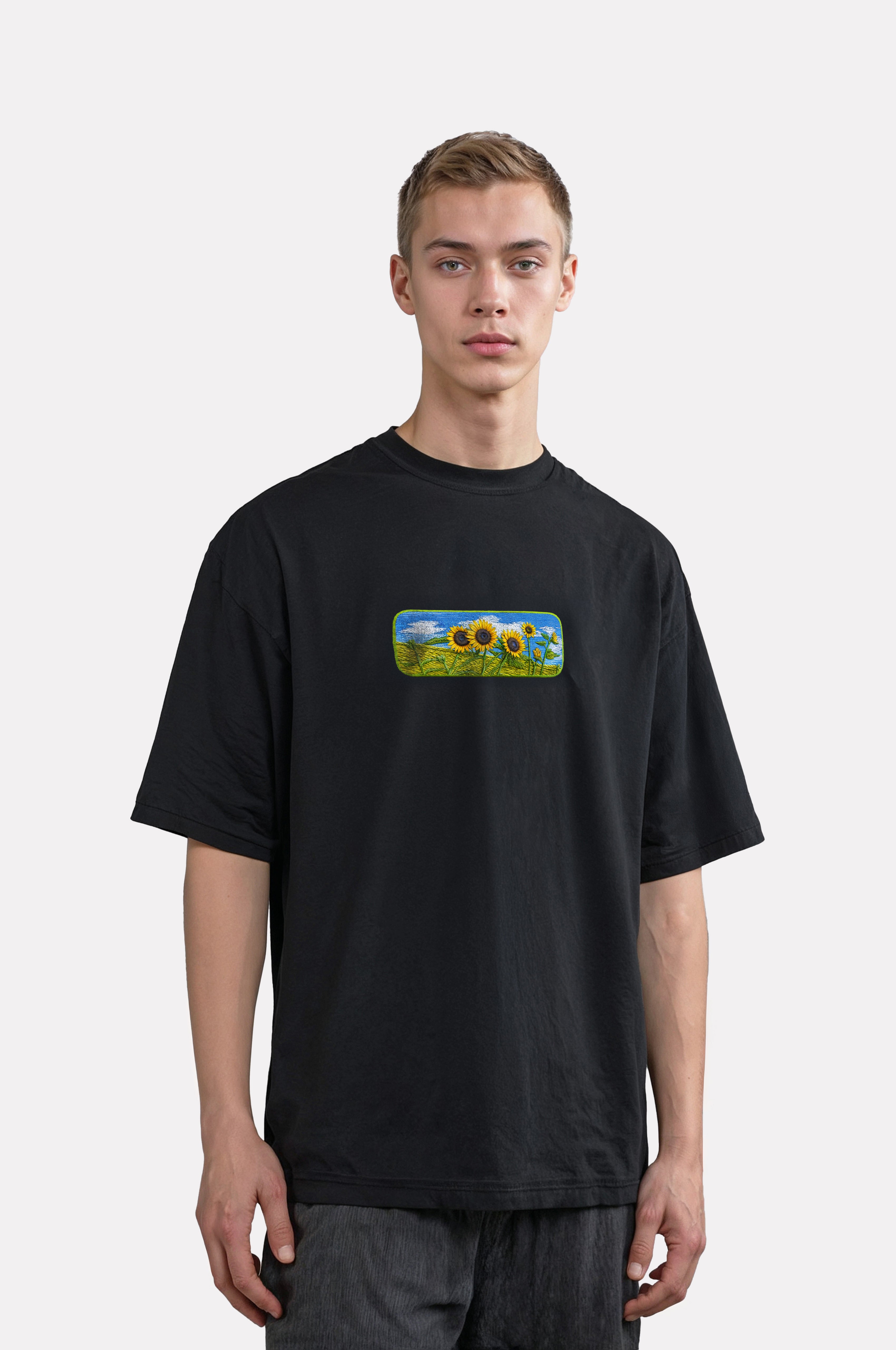 Oversize T-Shirt Daisy Buttom Kenar Nakış